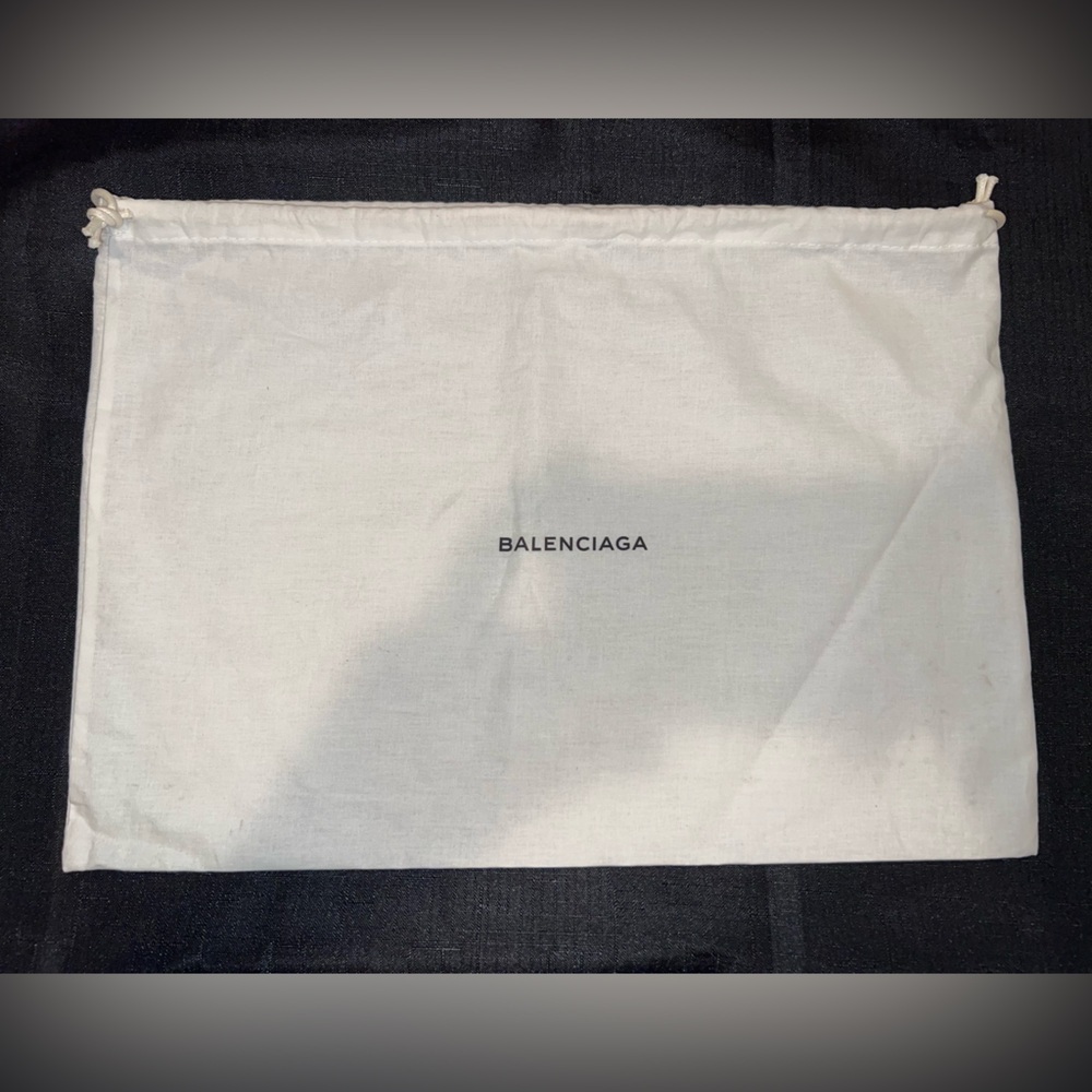 Balenciaga Dustbag - Picture 1 of 4